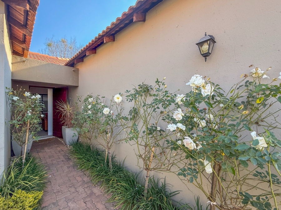 3 Bedroom Property for Sale in Melodie North West
